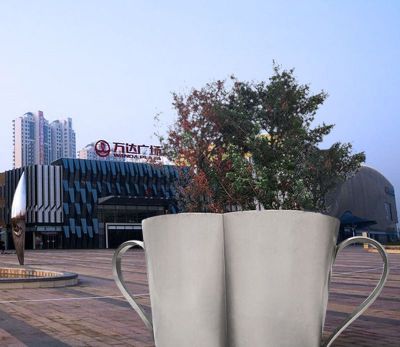 不锈钢广场水杯造型花盆博鱼网页版