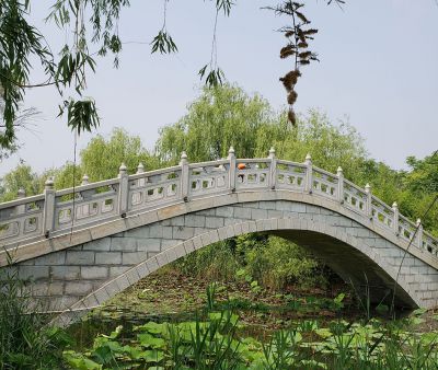 城市园林花岗岩镂空拱桥栏杆