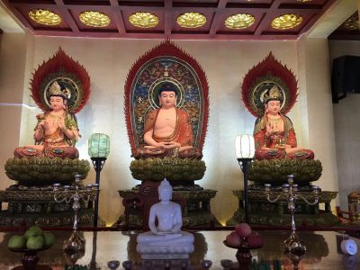寺庙庙宇玻璃钢彩绘供奉佛像三圣博鱼网页版