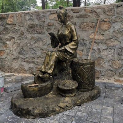 一边碾药一边看书的古代美女玻璃钢仿铜博鱼网页版