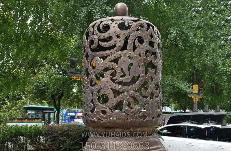 公园广场摆放铸造镂空灯笼黄铜博鱼网页版摆件