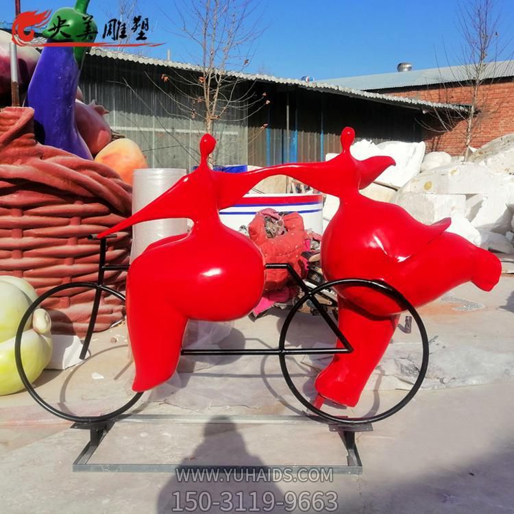 户外公园园林景观玻璃钢抽象骑自行车的人物景观博鱼网页版