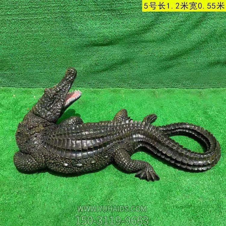 玻璃钢鳄鱼，仿真鳄鱼博鱼网页版