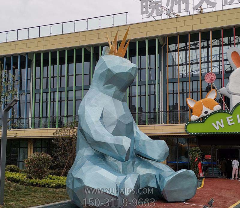 景区园林广场时尚彩绘创意玻璃钢熊博鱼网页版