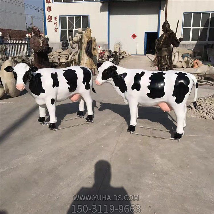 玻璃钢仿真动物奶牛博鱼网页版