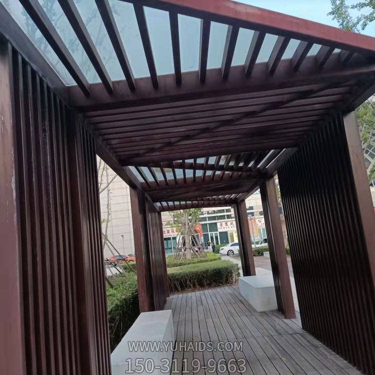 景区园林摆放玻璃钢长廊标识牌景观博鱼网页版