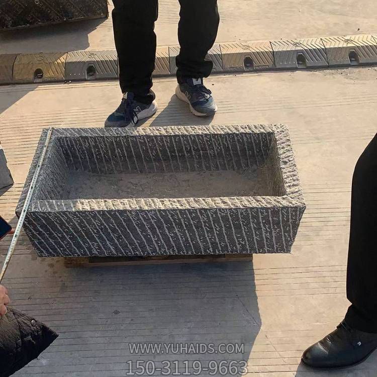 花纹石雕户外园林老石槽博鱼网页版