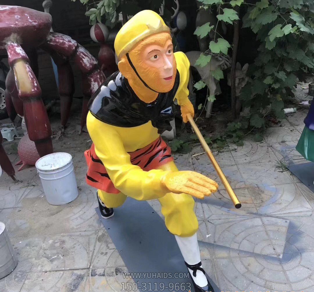 儿童游乐场摆放玻璃钢彩绘孙悟空神户人物博鱼网页版