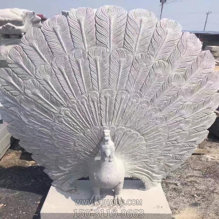 户外园林大理石石雕开屏的孔雀博鱼网页版