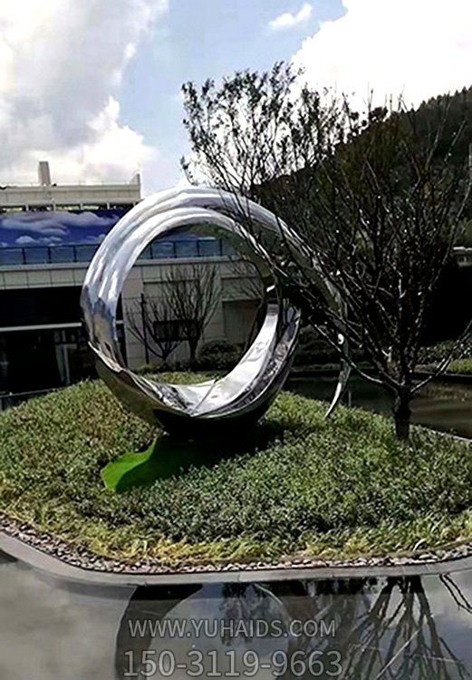 公园草坪不锈钢抽象创意圆环博鱼网页版