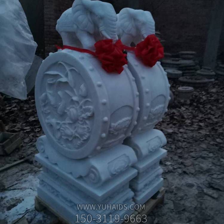 浮雕创意景观抱鼓石博鱼网页版摆件