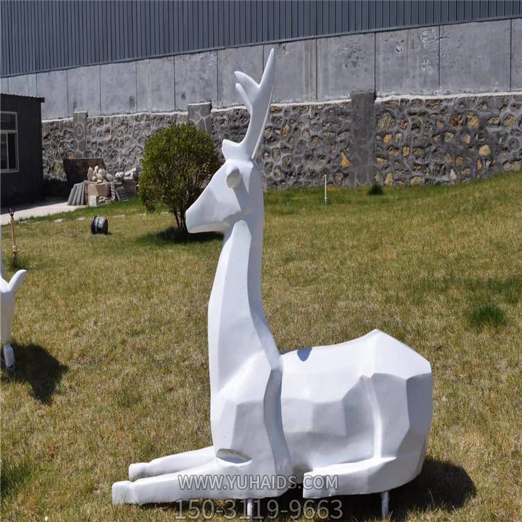 公园草坪景观玻璃钢切面鹿博鱼网页版