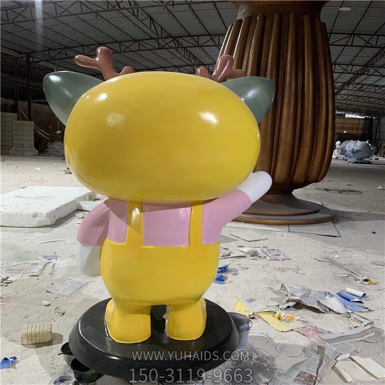 玻璃钢彩绘户外园林景观卡通公仔博鱼网页版