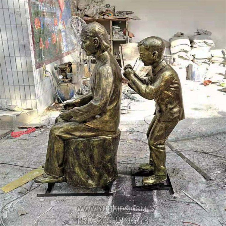 景区公园步行街摆放玻璃钢仿铜主题人物博鱼网页版