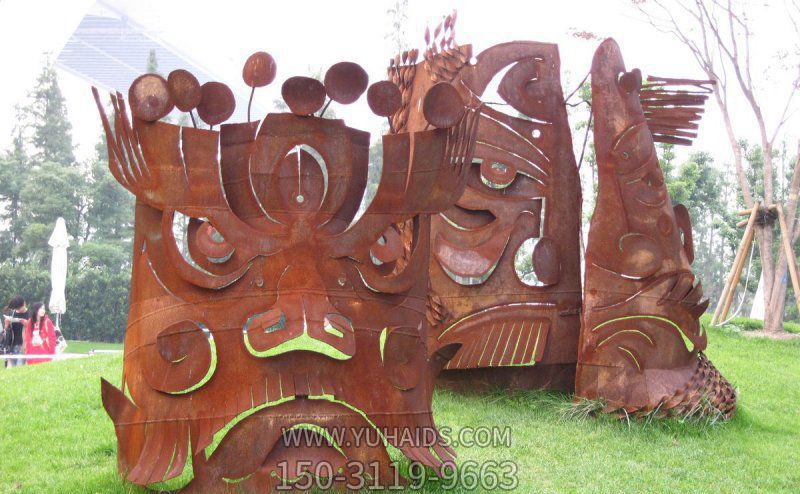 公园创意抽象仿古树木脸谱博鱼网页版