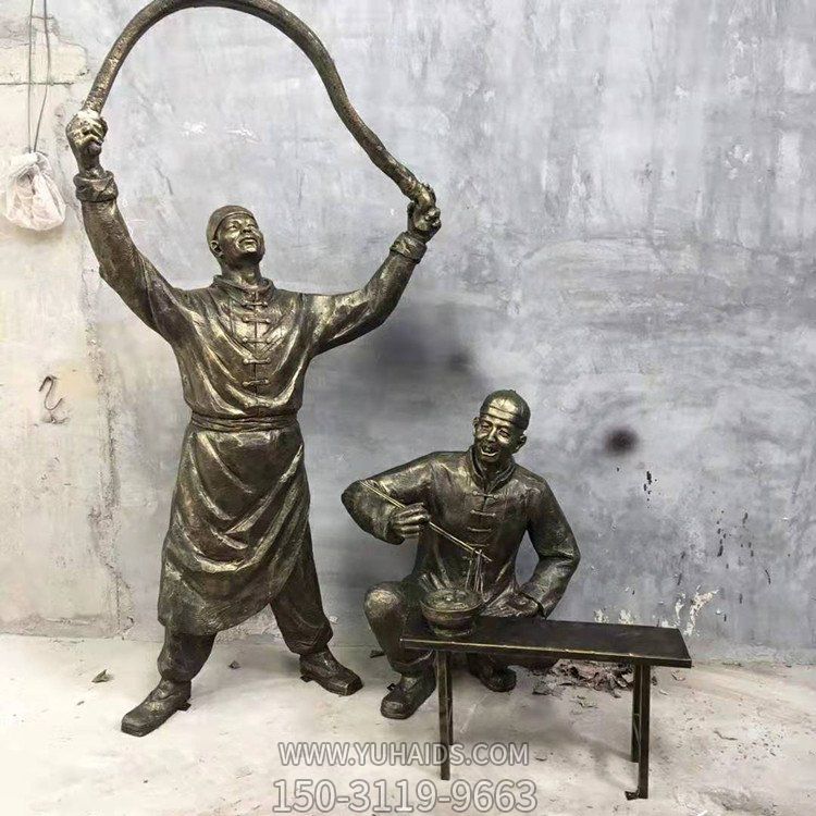 城市街道玻璃钢仿铜吃面条的人物博鱼网页版