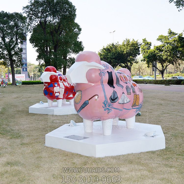 公园摆放的玻璃钢创意绵羊博鱼网页版