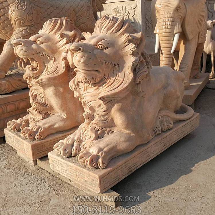 别墅小区镇宅门口晚霞红雕刻爬狮欧式石狮子博鱼网页版