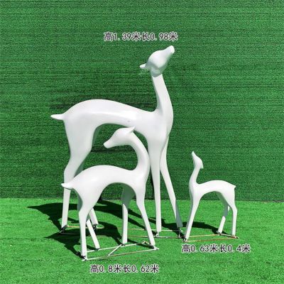 售楼部摆放玻璃钢抽象艺术鹿造型景观博鱼网页版