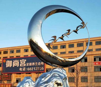 城市不锈钢镜面创意大雁博鱼网页版