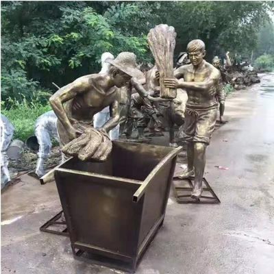 铜雕户外丰收的人物景观