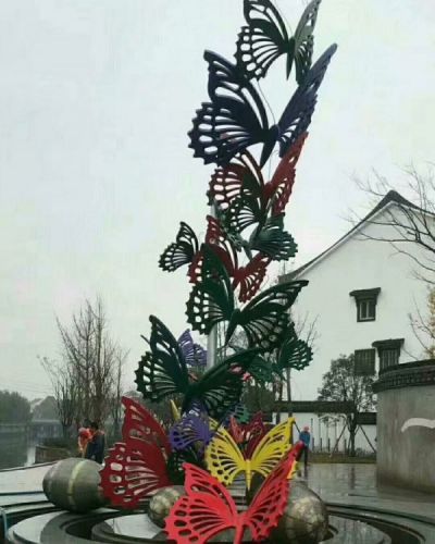 户外广场喷泉景观不锈钢彩绘群飞的蝴蝶博鱼网页版