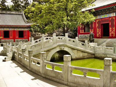 寺院池塘大理石小拱桥防护栏杆博鱼网页版