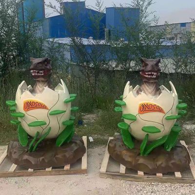 玻璃钢恐龙蛋孵化出的小恐龙