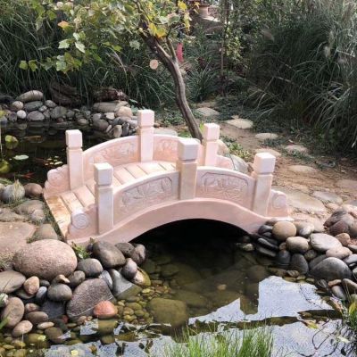 庭院造景流水摆放天然晚霞红小石拱桥