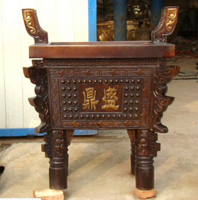 鼎盛铜鼎，双耳四足方铜鼎