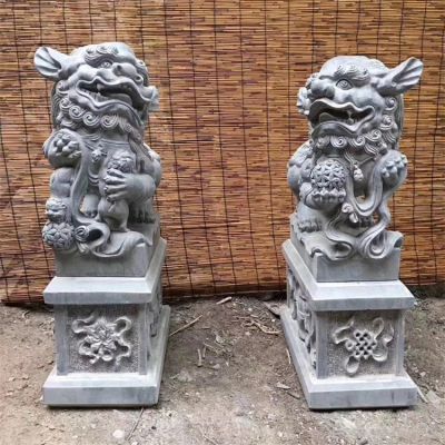 南方石狮子石雕