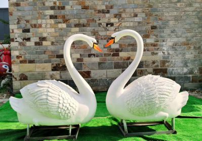 城市街边切面玻璃钢材质天鹅博鱼网页版