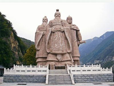 广场园林摆放各种石雕人物门墩景观博鱼网页版