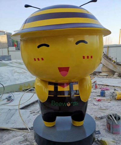 商店门口可爱公仔玻璃钢蜜蜂博鱼网页版