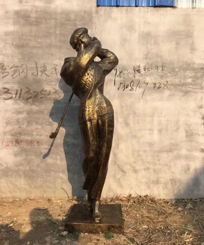 抽象打高尔夫球人物铜博鱼网页版