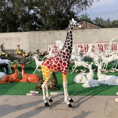 公园玻璃钢彩绘卡通景观长颈鹿博鱼网页版 工厂现货