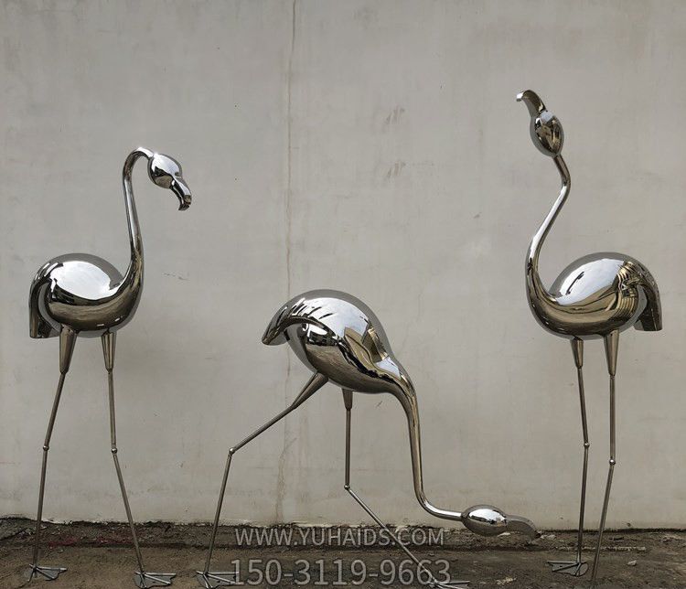 三只不锈钢镜面火烈鸟博鱼网页版