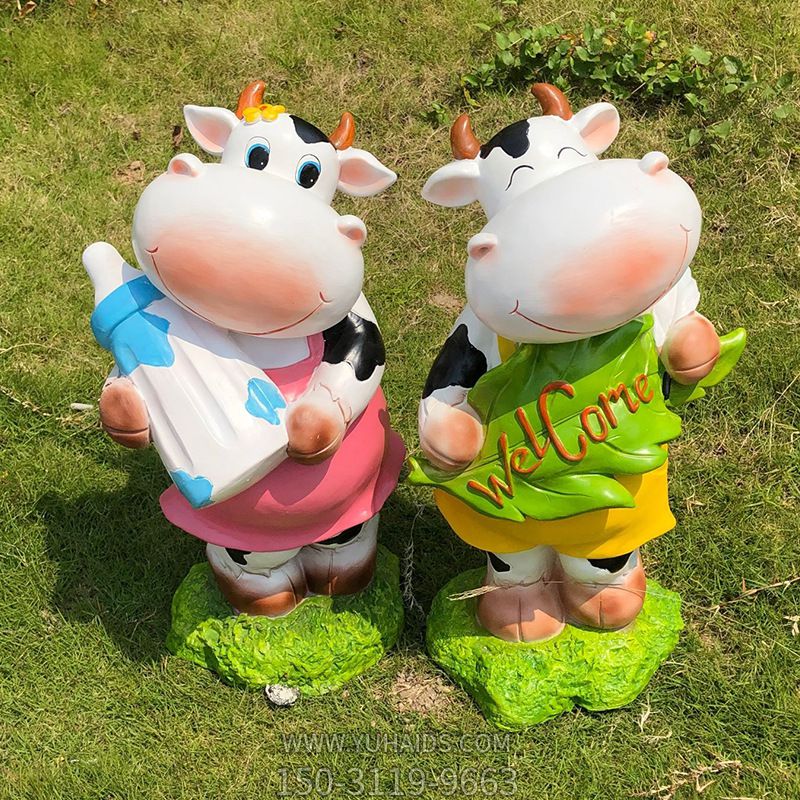 商场两只卡通玻璃钢牛博鱼网页版