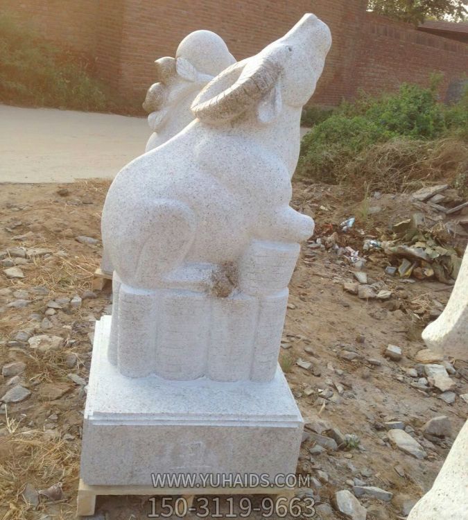 园林石雕十二生肖博鱼网页版摆件