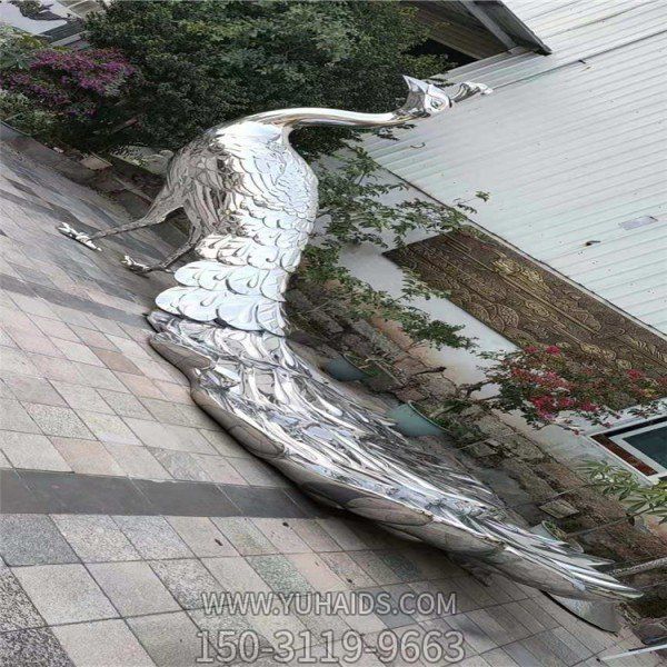 大型不锈钢抽象孔雀博鱼网页版