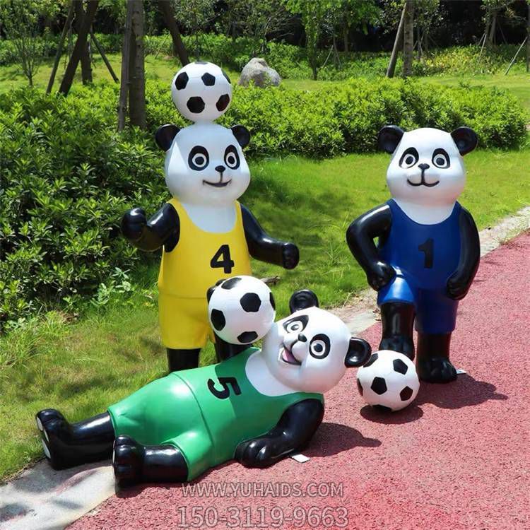 玻璃钢卡通户外园林景观踢足球的人物博鱼网页版