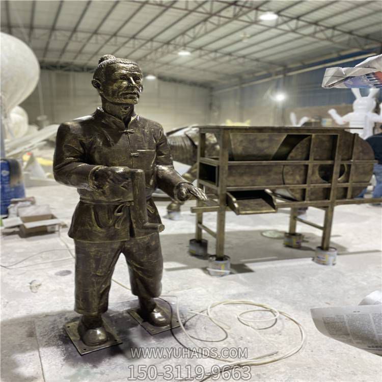 景区民俗玻璃钢仿铜人物景观摆件博鱼网页版