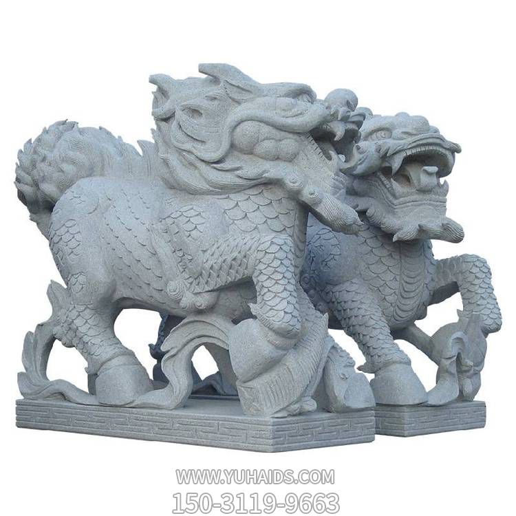 酒店别墅门口摆放一对青石雕刻麒麟神像博鱼网页版