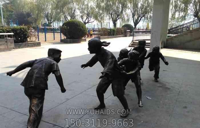 室外铜雕儿童玩老鹰抓小鸡博鱼网页版