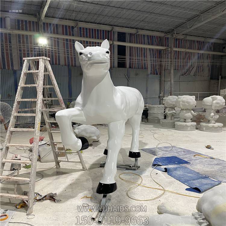 户外园林玻璃钢马博鱼网页版