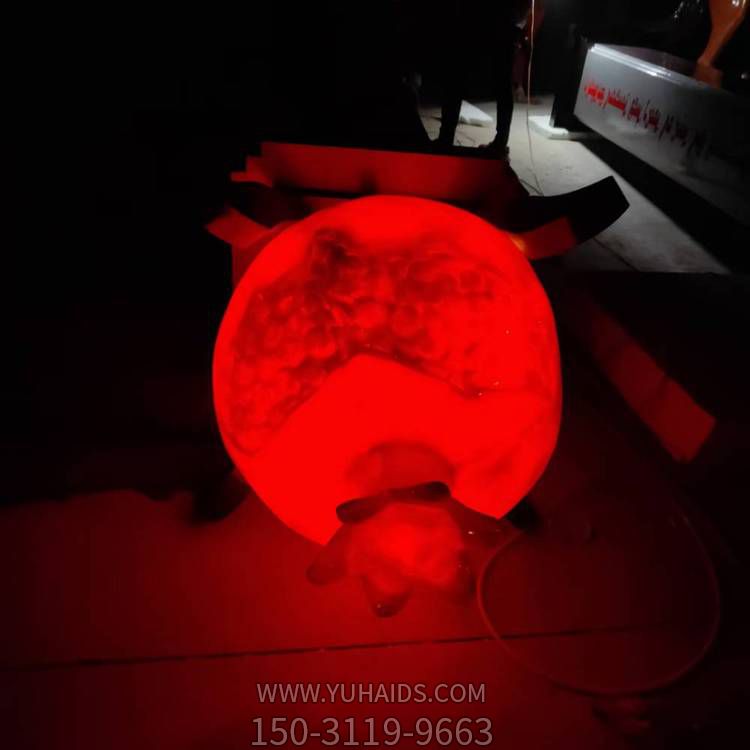 玻璃钢夜晚照明仿真石榴景观博鱼网页版