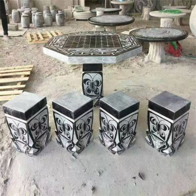 青石石桌凳，带中国棋盘