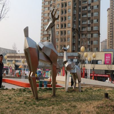 户外广场不锈钢几何块面抽象梅花鹿博鱼网页版
