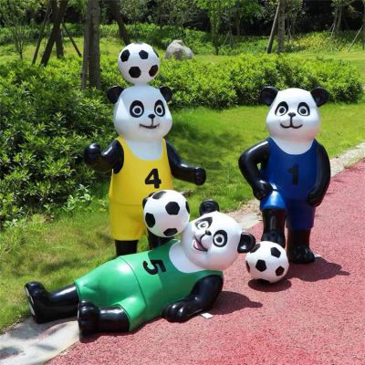 玻璃钢卡通户外园林景观踢足球的人物博鱼网页版