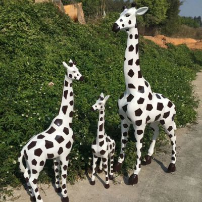 长颈鹿一家三口玻璃钢博鱼网页版